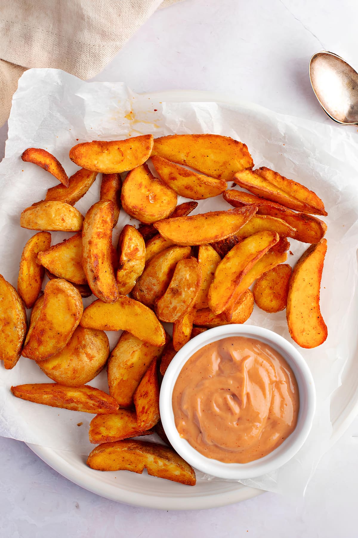 Bunch of fries with robin campfire sauce. 